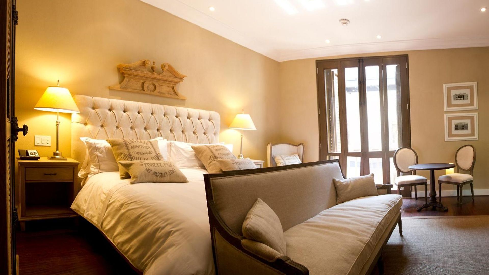 Bastión Luxury Hotel