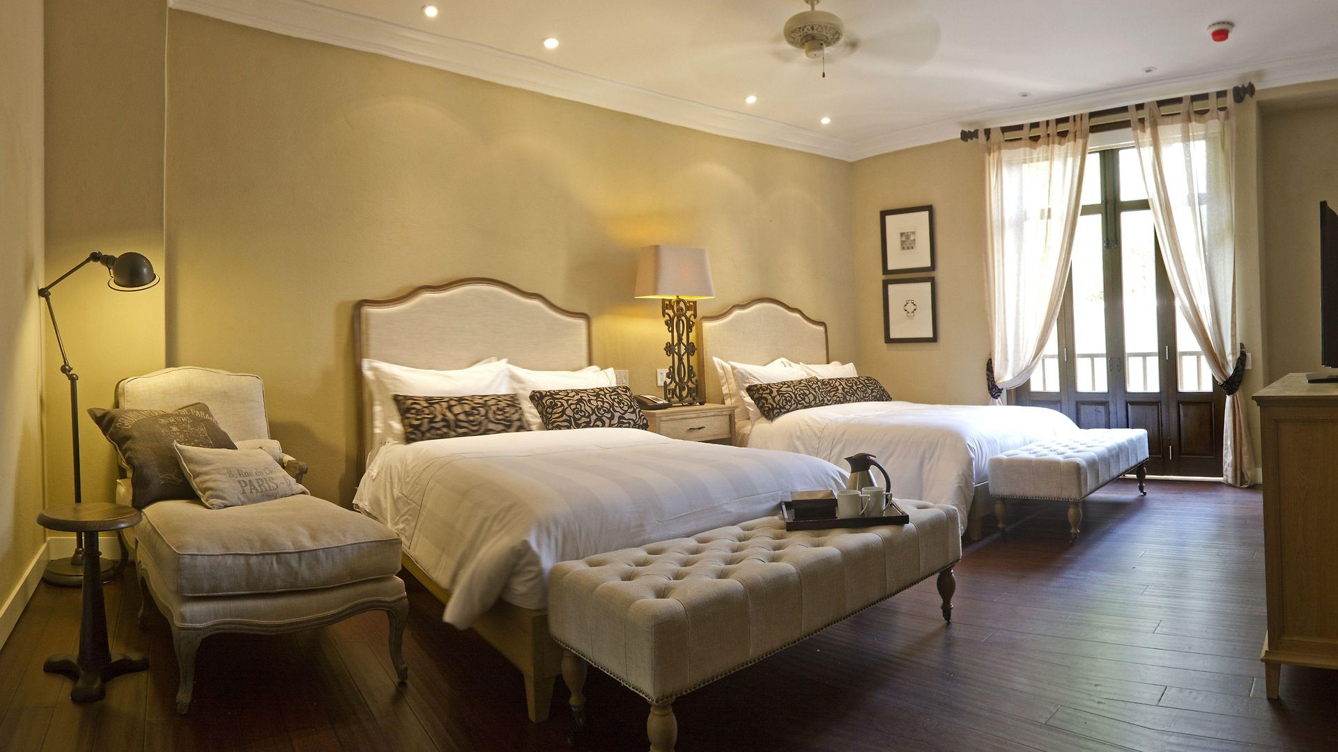 Hotel Bastión Luxury 5*