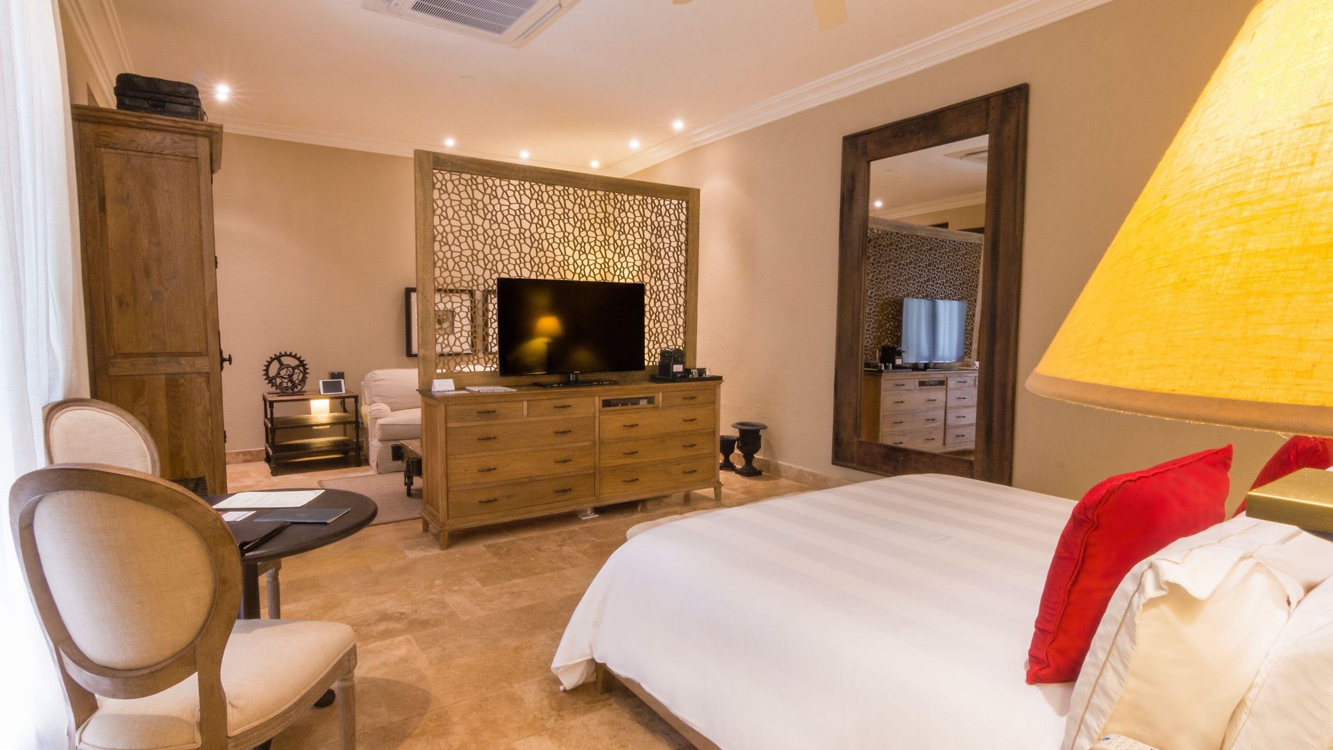 Hotel Bastión Luxury 5*