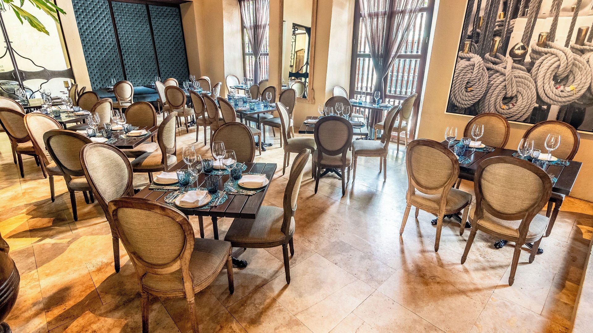 Bastión Luxury Hotel 5*
