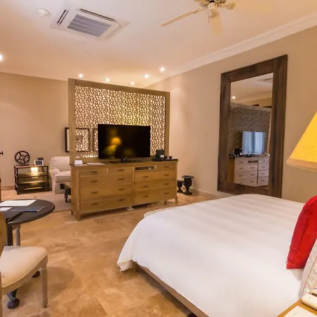 Hotel Bastión Luxury 5*