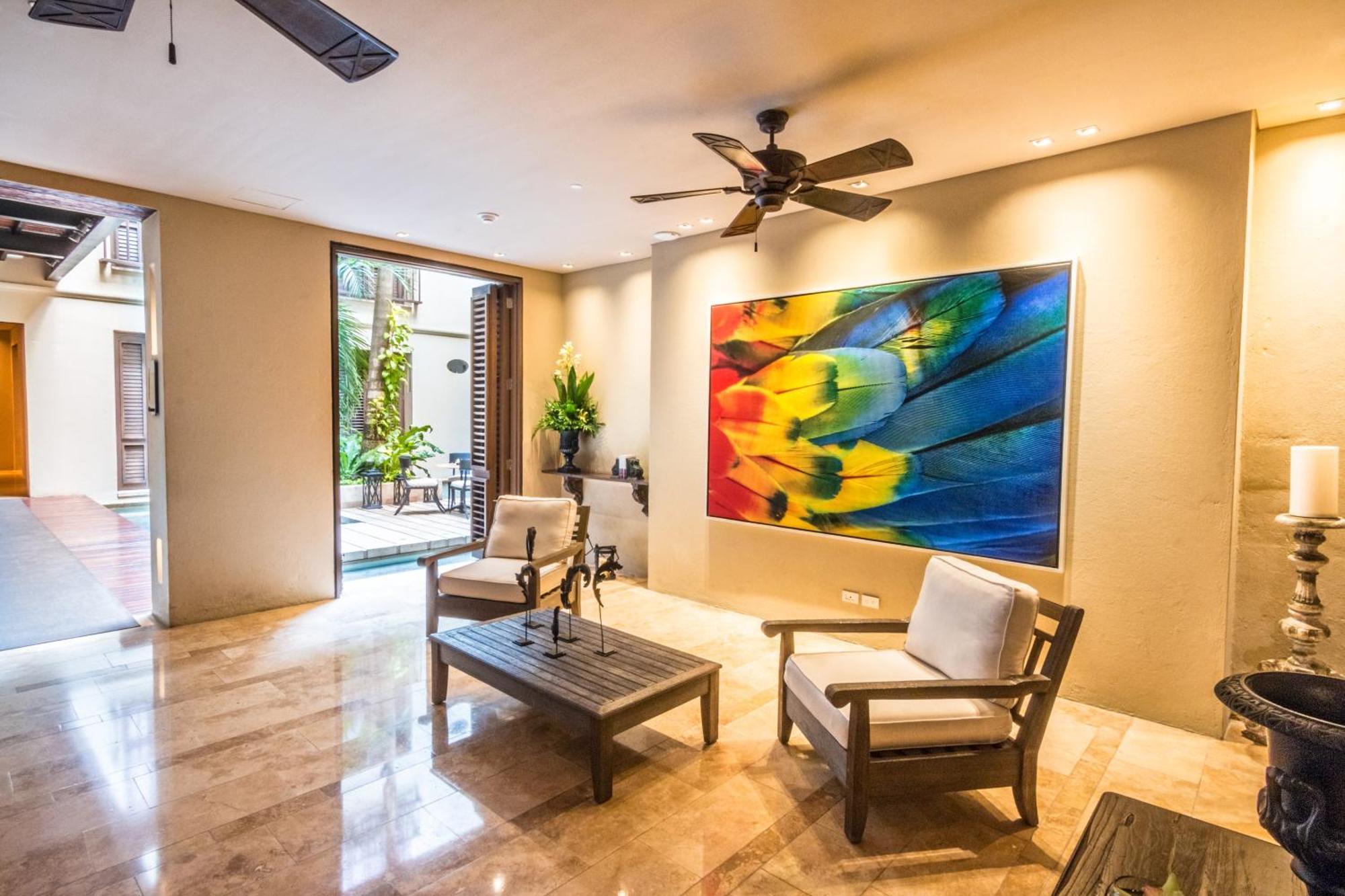 Hotel Bastión Luxury