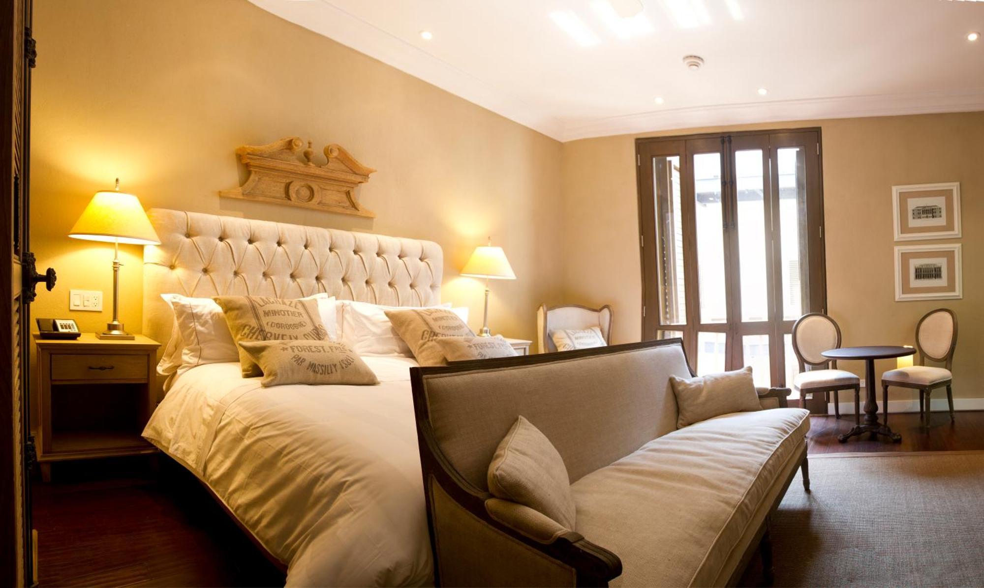 Bastion Luxury Hotel