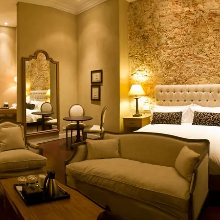 Hotel Bastión Luxury 5*