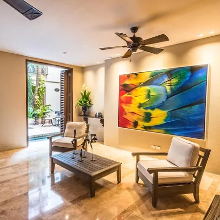 Hotel Bastión Luxury